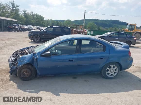 2003 Dodge Neon SXT z VIN 1B3ES56C53D253571, wystawiony jako IAAI lot #42423326 z przebiegiem 147 624 mil mil oraz . Historia ofert i sprzedaży dostępna na DreamBid. Obrazek 15.