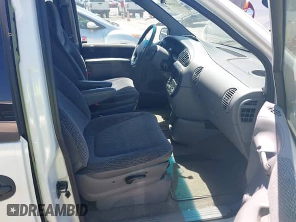 1997 Dodge Caravan Sport z VIN 2B4GP4436VR361085, wystawiony jako IAAI lot #42153901 z przebiegiem 132 716 mil mil oraz . Historia ofert i sprzedaży dostępna na DreamBid. Obrazek 5.