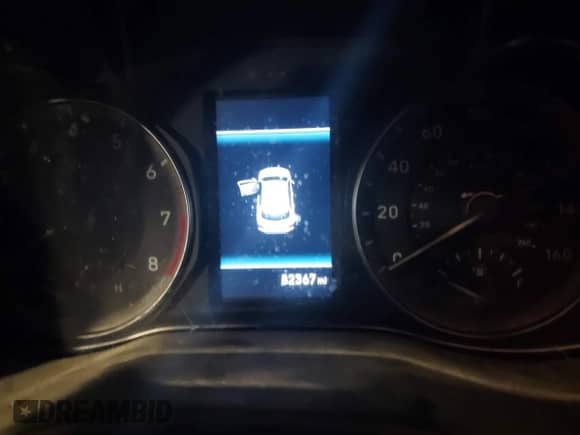 2020 Hyundai Kona Ultimate с VIN KM8K5CA52LU523986, выставлен на аукционе IAAI как лот 42519865 с пробегом 82 367 миль миль и . История ставок и продаж доступна на DreamBid. Изображение 7.