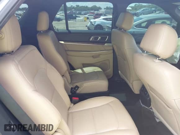 2017 Ford Explorer Limited z VIN 1FM5K7FH1HGC08571, wystawiony jako IAAI lot #43005663 z przebiegiem 72 744 mil mil oraz . Historia ofert i sprzedaży dostępna na DreamBid. Obrazek 8.