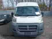 2014 Ram ProMaster Cargo z VIN 3C6TRVBG3EE105518, wystawiony jako IAAI lot #41673098 z przebiegiem 201 978 mil mil oraz . Historia ofert i sprzedaży dostępna na DreamBid. Obrazek 12.