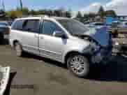 2005 Toyota Sienna XLE z VIN 5TDBA22C55S051233, wystawiony jako Copart lot #76511354 z przebiegiem 150 708 mil mil oraz Szkoda całkowita • Salvage title. Historia ofert i sprzedaży dostępna na DreamBid. Obrazek 4.