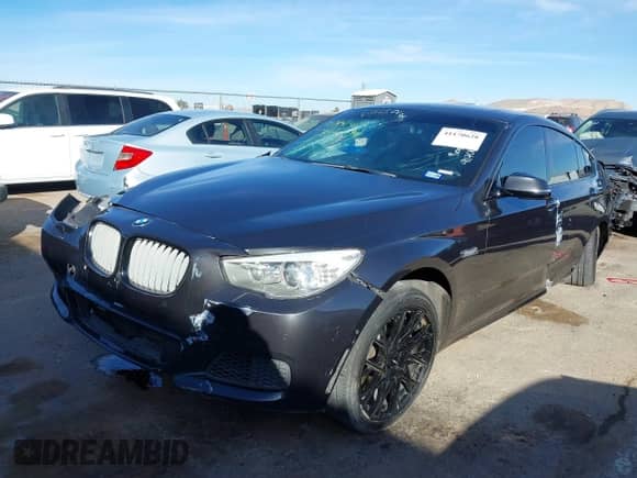 2016 BMW 5 Series 550i Gran Turismo xDrive с VIN WBA5M0C55GD085158, выставлен на аукционе IAAI как лот 41170628 с пробегом 96 537 миль миль и . История ставок и продаж доступна на DreamBid. Изображение 16.