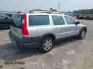 2005 Volvo XC70 with VIN YV1SZ592651198739, listed as a IAAI auction lot 42943486 with 217,175 mi miles and . Bid and sale history available at DreamBid. Image 4.