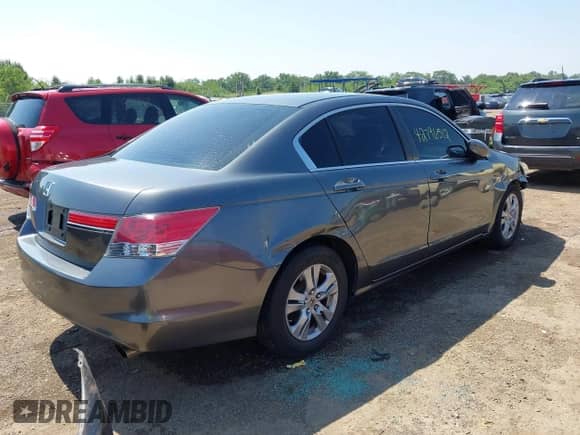 2012 Honda Accord LX Premium с VIN 1HGCP2F48CA111751, выставлен на аукционе IAAI как лот 42796512 с пробегом 137 477 миль миль и . История ставок и продаж доступна на DreamBid. Изображение 4.