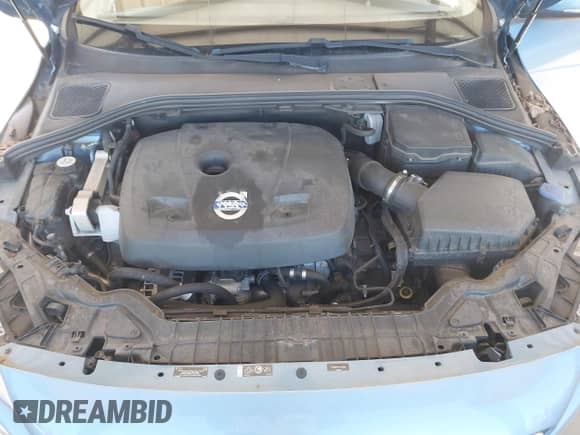 2015 Volvo S60 T5 Drive-E Premier with VIN YV126MFB2F1313006, listed as a IAAI auction lot 42654814 with Not provided miles and . Bid and sale history available at DreamBid. Image 10.