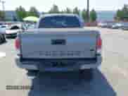 2021 Toyota Tacoma TRD Off Road с VIN 3TMCZ5AN8MM421834, выставлен на аукционе IAAI как лот 42918023 с пробегом 77 116 миль миль и . История ставок и продаж доступна на DreamBid. Изображение 16.
