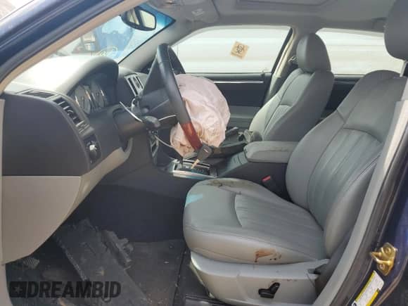 2006 Chrysler 300 C with VIN 2C3KA63H96H171526, listed as a Copart auction lot 58507815 with 52,945 mi miles and Salvage title. Bid and sale history available at DreamBid. Image 7.