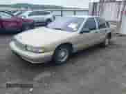 1996 Chevrolet Caprice 1SA Special Value с VIN 1G1BL52W7TR179967, выставлен на аукционе IAAI как лот 42311914 с пробегом 146 265 миль миль и . История ставок и продаж доступна на DreamBid. Изображение 2.