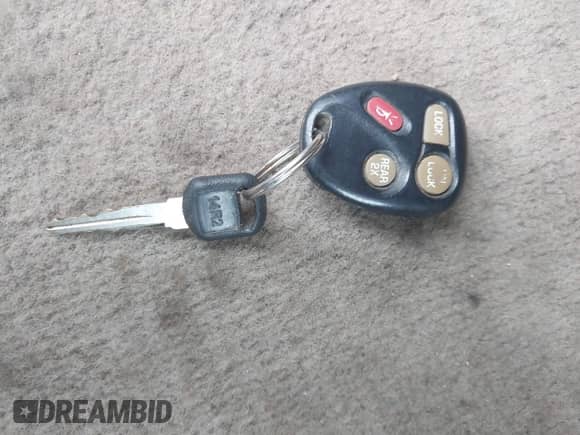 1998 Chevrolet Blazer LS with VIN 1GNDT13W3W2188709, listed as a IAAI auction lot 42454694 with Not provided miles and . Bid and sale history available at DreamBid. Image 11.