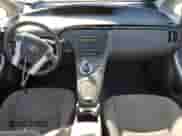 2010 Toyota Prius II with VIN JTDKN3DU5A5124505, listed as a Copart auction lot 70641735 with 111,457 mi miles and Clean title. Bid and sale history available at DreamBid. Image 8.