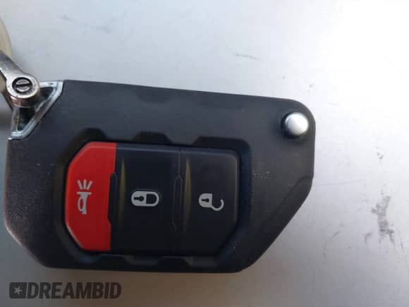 2022 Jeep Wrangler Unlimited High Tide z VIN 1C4HJXDG5NW113205, wystawiony jako IAAI lot #41488724 z przebiegiem 30 446 mil mil oraz . Historia ofert i sprzedaży dostępna na DreamBid. Obrazek 11.