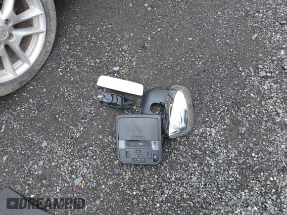 2024 Toyota Tacoma SR5 z VIN 3TMLB5JN3RM061237, wystawiony jako IAAI lot #42166090 z przebiegiem 178 mil mil oraz . Historia ofert i sprzedaży dostępna na DreamBid. Obrazek 12.