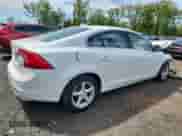 2017 Volvo S60 Inscription с VIN LYV402TKXHB139576, выставлен на аукционе Copart как лот 69417285 с пробегом 39 987 миль миль и Списание • Salvage title. История ставок и продаж доступна на DreamBid. Изображение 3.