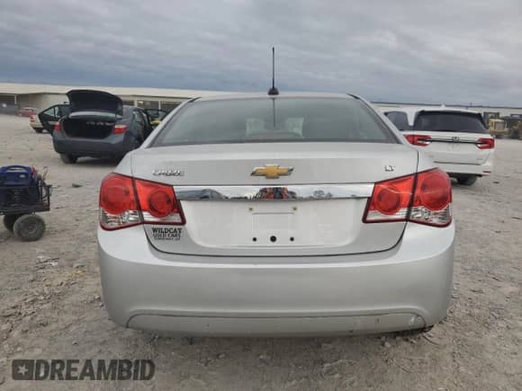 2015 Chevrolet Cruze LT with VIN 1G1PE5SB4F7128228, listed as a Copart auction lot 85314455 with 147,060 mi miles and Salvage title. Bid and sale history available at DreamBid. Image 6.