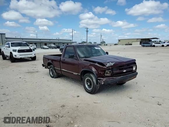 1993 Chevrolet S-10 X96 с VIN 1GCCS14R9P8166115, выставлен на аукционе Copart как лот 81158005 с пробегом 149 675 миль миль и Списание • Salvage title. История ставок и продаж доступна на DreamBid. Изображение 14.
