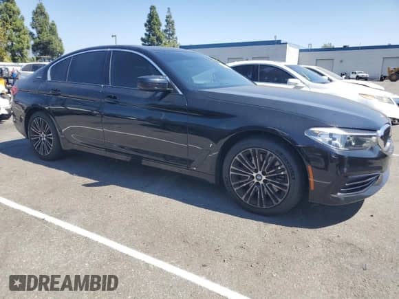 2019 BMW 5 Series 530e с VIN WBAJA9C58KB388371, выставлен на аукционе Copart как лот 71649405 с пробегом 118 602 миль миль и Списание • Salvage title. История ставок и продаж доступна на DreamBid. Изображение 4.