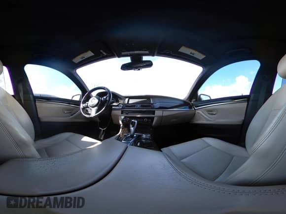 2014 BMW 5 Series 528i z VIN WBA5A5C57ED500452, wystawiony jako IAAI lot #43359283 z przebiegiem 225 519 mil mil oraz . Historia ofert i sprzedaży dostępna na DreamBid. Obrazek 18.