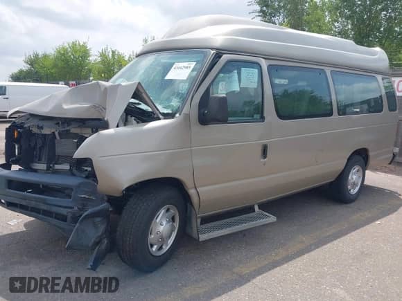 2014 Ford Econoline Cargo Commercial with VIN 1FTNS2EW6EDA35117, listed as a IAAI auction lot 43042985 with Not provided miles and . Bid and sale history available at DreamBid. Image 17.