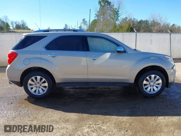 2010 Chevrolet Equinox 2LT z VIN 2CNFLPEY6A6211880, wystawiony jako IAAI lot #41694572 z przebiegiem 317 775 mil mil oraz . Historia ofert i sprzedaży dostępna na DreamBid. Obrazek 13.