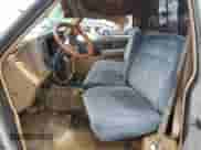 1989 GMC Sierra 1500 с VIN 1GTDK14K5KZ533568, выставлен на аукционе Copart как лот 74549194 с пробегом 2 137 484 миль миль и Списание • Salvage title. История ставок и продаж доступна на DreamBid. Изображение 7.