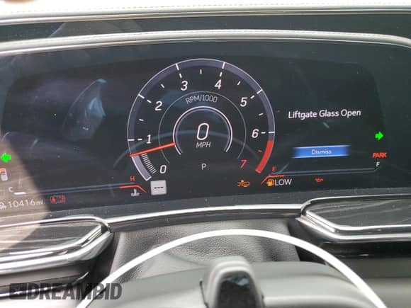 2024 Cadillac Escalade AWD V-Series с VIN 1GYS4HK92RR125835, выставлен на аукционе Copart как лот 60098455 с пробегом 10 416 миль миль и Списание • Salvage title. История ставок и продаж доступна на DreamBid. Изображение 9.