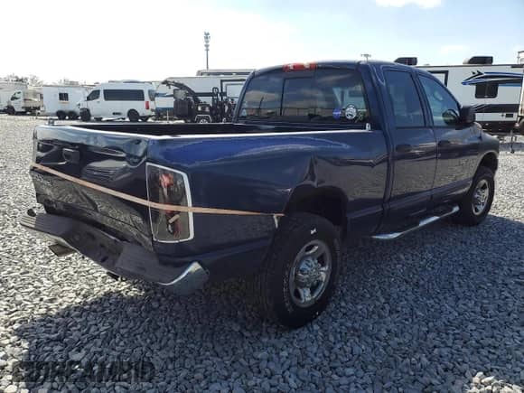 2003 Dodge 2500 ST with VIN 3D7KA28D53G861172, listed as a Copart auction lot 44242695 with 193,473 mi miles and Salvage title. Bid and sale history available at DreamBid. Image 4.