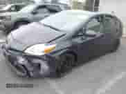 2015 Toyota Prius Four z VIN JTDKN3DU3F0444670, wystawiony jako IAAI lot #43155727 z przebiegiem 108 649 mil mil oraz . Historia ofert i sprzedaży dostępna na DreamBid. Obrazek 2.