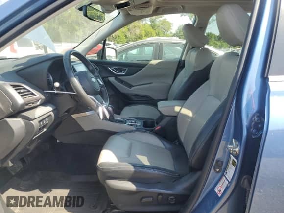 2020 Subaru Forester Limited z VIN JF2SKAUC6LH501561, wystawiony jako Copart lot #69277755 z przebiegiem 45 887 mil mil oraz Szkoda całkowita • Salvage title. Historia ofert i sprzedaży dostępna na DreamBid. Obrazek 7.