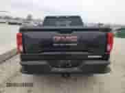 2023 GMC Sierra 1500 Elevation z VIN 1GTRUJEKXPZ274047, wystawiony jako Copart lot #82797054 z przebiegiem 22 756 mil mil oraz Szkoda całkowita • Salvage title. Historia ofert i sprzedaży dostępna na DreamBid. Obrazek 6.