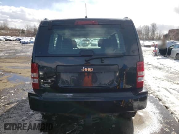 2011 Jeep Liberty Sport с VIN 1J4PN2GK5BW575174, выставлен на аукционе Copart как лот 45676035 с пробегом 130 950 миль миль и Списание • Salvage title. История ставок и продаж доступна на DreamBid. Изображение 6.