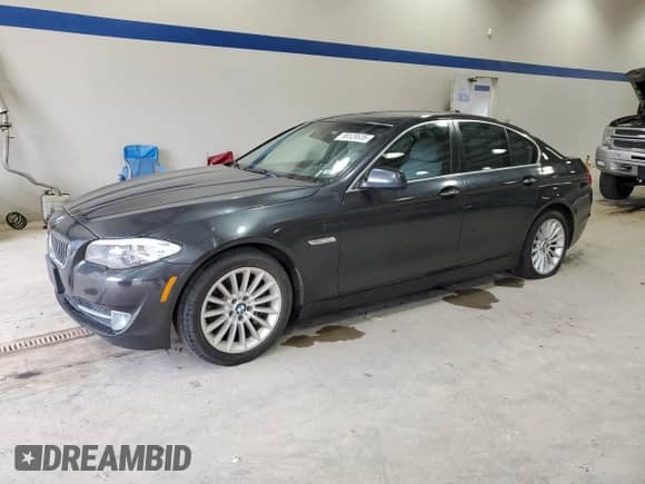 2011 BMW 5 Series 535i с VIN WBAFR7C51BC607037, выставлен на аукционе Copart как лот 86526635 с пробегом 142 028 миль миль и Чистый • Clean title. История ставок и продаж доступна на DreamBid. Изображение 1.