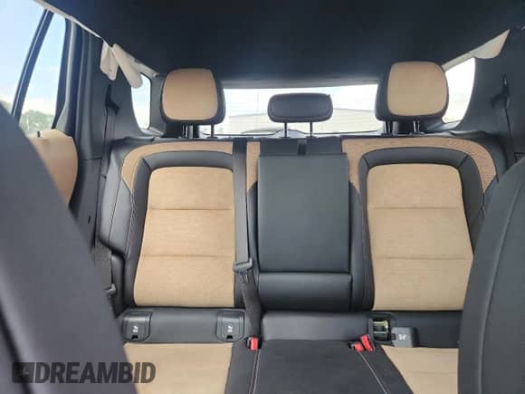 2025 Chevrolet Equinox AWD ACTIV с VIN 3GNAXSEG5SL196323, выставлен на аукционе Copart как лот 71240885 с пробегом 16 378 миль миль и Списание • Salvage title. История ставок и продаж доступна на DreamBid. Изображение 10.