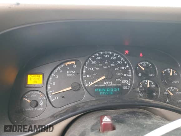 2002 Chevrolet Silverado 2500HD LS z VIN 1GCHK23G22F118262, wystawiony jako Copart lot #85195324 z przebiegiem 245 570 mil mil oraz Szkoda całkowita • Salvage title. Historia ofert i sprzedaży dostępna na DreamBid. Obrazek 9.