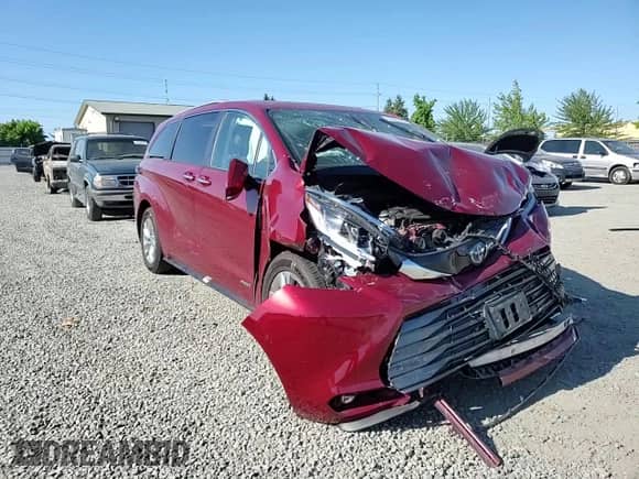 2021 Toyota Sienna Limited z VIN 5TDZSKFC3MS032524, wystawiony jako Copart lot #66026355 z przebiegiem 47 906 mil mil oraz Szkoda całkowita • Salvage title. Historia ofert i sprzedaży dostępna na DreamBid. Obrazek 14.