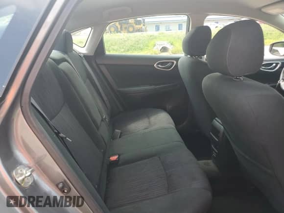 2019 Nissan Sentra SV z VIN 3N1AB7APXKY318044, wystawiony jako Copart lot #67408985 z przebiegiem 107 171 mil mil oraz Szkoda całkowita • Salvage title. Historia ofert i sprzedaży dostępna na DreamBid. Obrazek 10.