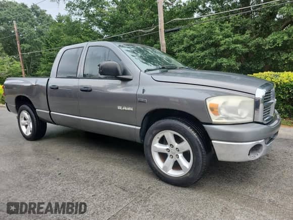 2008 Dodge 1500 SLT with VIN 1D7HA18288S599800, listed as a Copart auction lot 61833145 with 153,953 mi miles and Clean title. Bid and sale history available at DreamBid. Image 1.