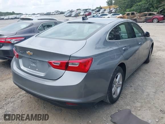 2023 Chevrolet Malibu LS z VIN 1G1ZC5ST7PF250211, wystawiony jako IAAI lot #43005560 z przebiegiem Nie podano mil oraz . Historia ofert i sprzedaży dostępna na DreamBid. Obrazek 4.
