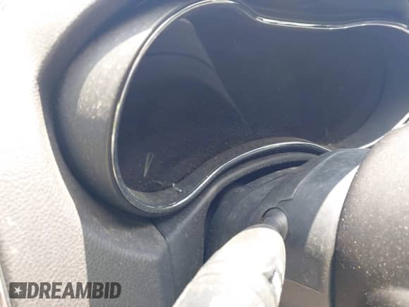 2017 Dodge Durango SXT with VIN 1C4RDHAG6HC805887, listed as a IAAI auction lot 42323043 with Not provided miles and . Bid and sale history available at DreamBid. Image 14.