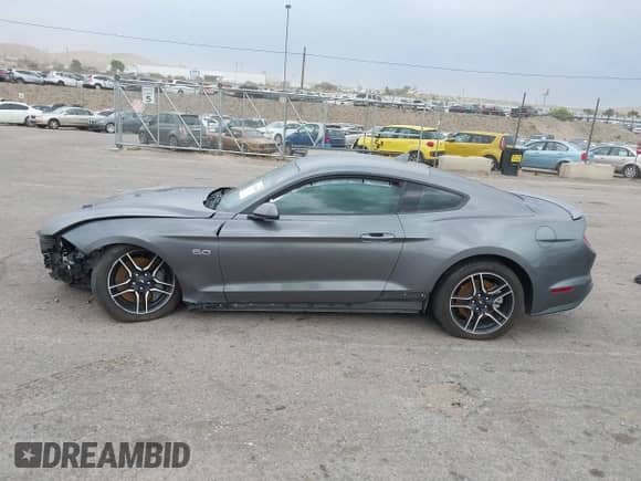 2022 Ford Mustang GT with VIN 1FA6P8CF8N5145646, listed as a IAAI auction lot 42600565 with 28,585 mi miles and . Bid and sale history available at DreamBid. Image 14.