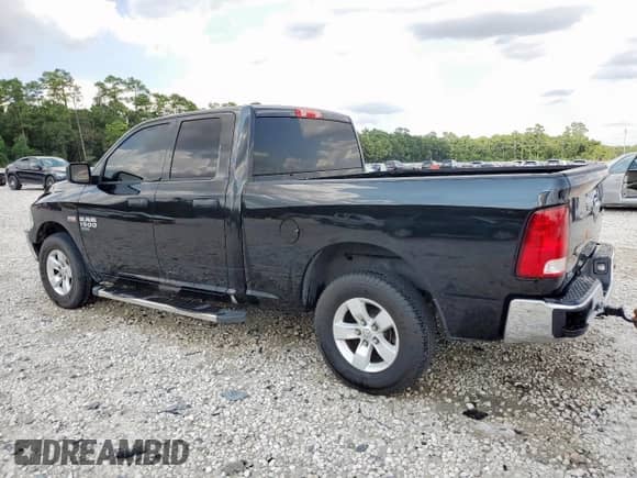 2019 Ram 1500 Tradesman z VIN 1C6RR7FT0KS553818, wystawiony jako Copart lot #67852695 z przebiegiem 108 554 mil mil oraz Szkoda całkowita • Salvage title. Historia ofert i sprzedaży dostępna na DreamBid. Obrazek 2.