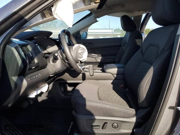 2025 Nissan Pathfinder SV с VIN 5N1DR3BA1SC205404, выставлен на аукционе Copart как лот 80531935 с пробегом 6 246 миль миль и Списание • Salvage title. История ставок и продаж доступна на DreamBid. Изображение 7.