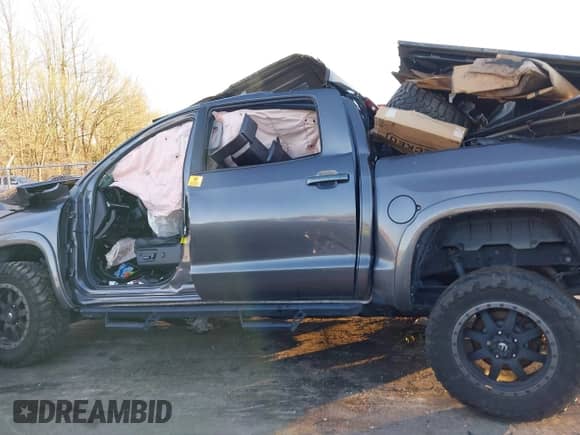 2019 Toyota Tundra SR5 with VIN 5TFAY5F17KX792930, listed as a IAAI auction lot 41196556 with Not provided miles and . Bid and sale history available at DreamBid. Image 13.