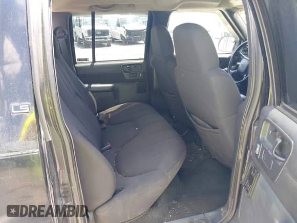 2003 Chevrolet S-10 LS с VIN 1GCDT13X83K121679, выставлен на аукционе IAAI как лот 42581848 с пробегом 220 595 миль миль и . История ставок и продаж доступна на DreamBid. Изображение 8.