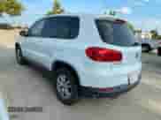 2014 Volkswagen Tiguan S z VIN WVGAV3AX9EW594882, wystawiony jako Copart lot #81340965 z przebiegiem 129 142 mil mil oraz Czysty tytuł • Clean title. Historia ofert i sprzedaży dostępna na DreamBid. Obrazek 3.