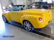 2004 Chevrolet SSR LS с VIN 1GCES14P64B107562, выставлен на аукционе Copart как лот 81465665 с пробегом 106 503 миль миль и Чистый • Clean title. История ставок и продаж доступна на DreamBid. Изображение 3.