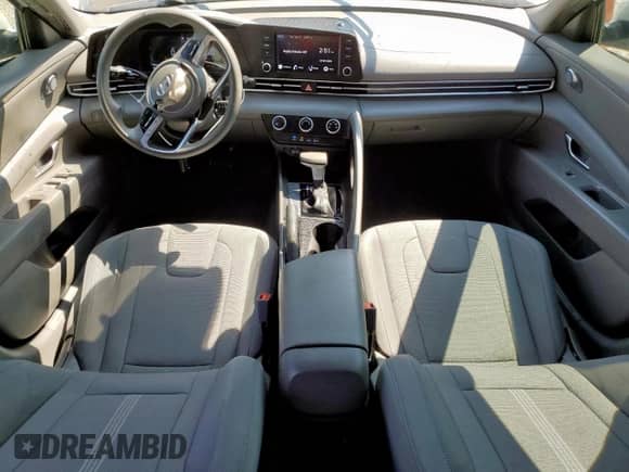 2024 Hyundai Elantra SE z VIN KMHLL4DG9RU684194, wystawiony jako Copart lot #80089215 z przebiegiem 16 053 mil mil oraz Szkoda całkowita • Salvage title. Historia ofert i sprzedaży dostępna na DreamBid. Obrazek 8.