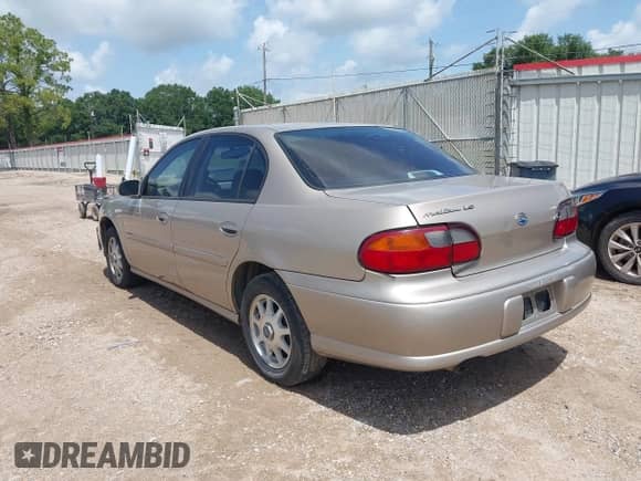 1998 Chevrolet Malibu LS с VIN 1G1NE52M1W6209296, выставлен на аукционе IAAI как лот 42531622 с пробегом 179 094 миль миль и . История ставок и продаж доступна на DreamBid. Изображение 3.