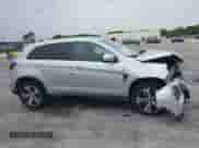 2021 Mitsubishi Outlander ES z VIN JA4ARUAUXMU010871, wystawiony jako IAAI lot #42416925 z przebiegiem 69 008 mil mil oraz . Historia ofert i sprzedaży dostępna na DreamBid. Obrazek 13.