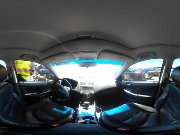 2005 Honda Accord EX-L with VIN 1HGCM56885A104573, listed as a IAAI auction lot 42832202 with 223,109 mi miles and . Bid and sale history available at DreamBid. Image 18.